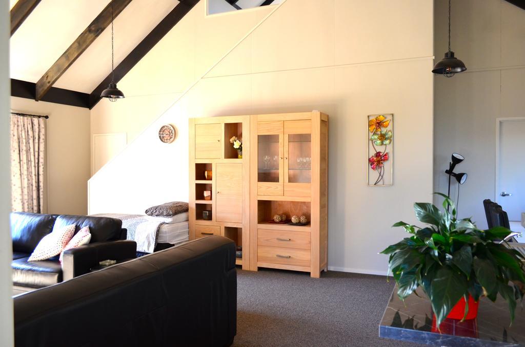 A Touch Of Tuscany At Hillsborough New Plymouth Eksteriør bilde